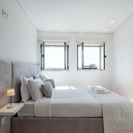 Luxury Downtown & Garage Oporto