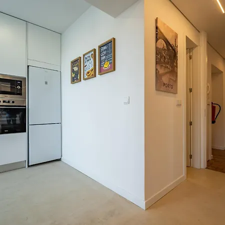Luxury Downtown & Garage Apartman
