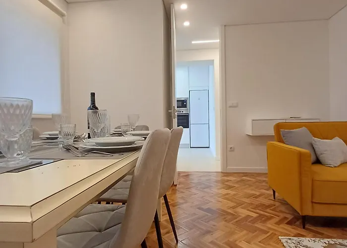 Luxury Downtown & Garage Porto