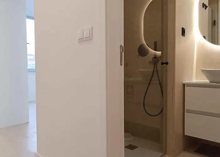 Luxury Downtown & Garage Apartmán Porto